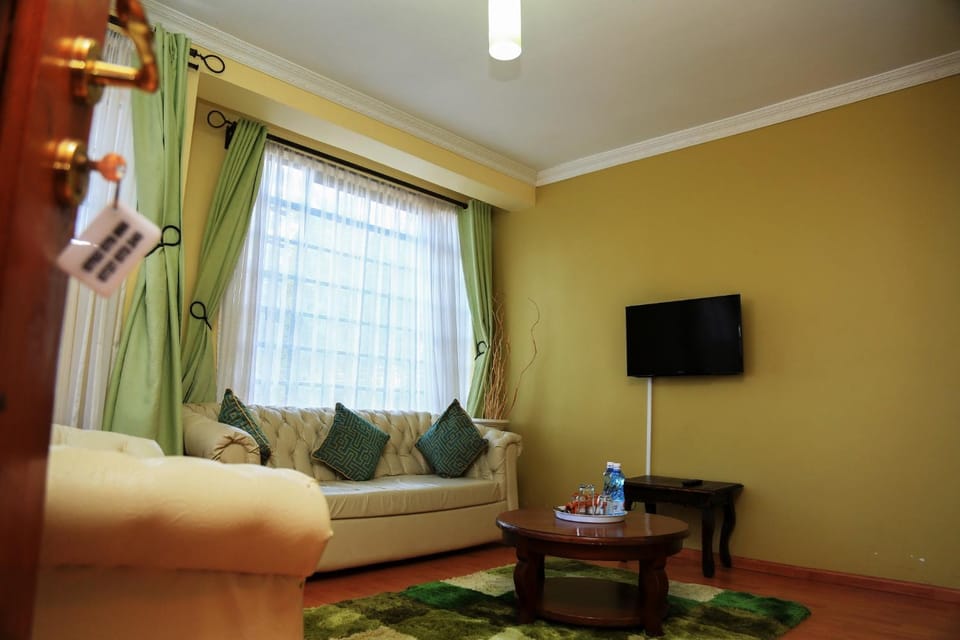 Communal lounge/ TV room, TV and multimedia, Living room