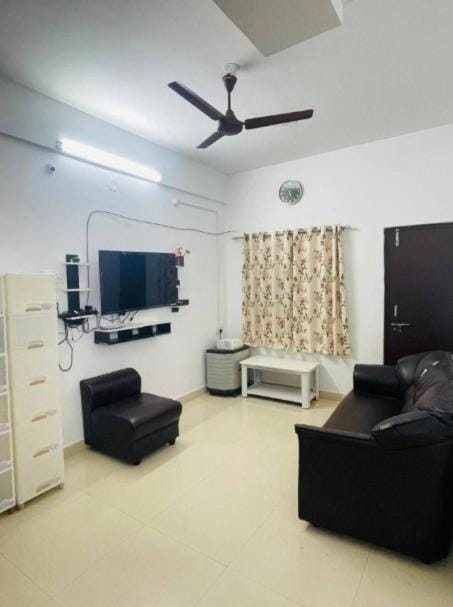 Peaceful 2 Bedroom Flat near Airport Apartment in Hyderabad
