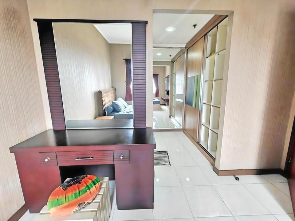 Strategic 3BR Sudirman Park Apt with Wi-Fi, Pool,Gym by 2ndHome Apartment in South Jakarta City
