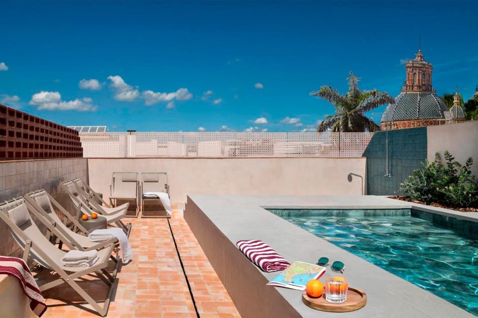 Balcony/Terrace, City view, Swimming pool