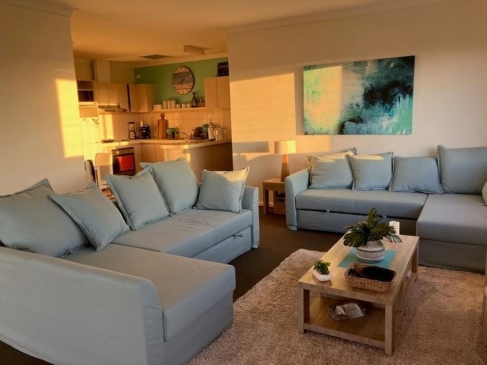 Living room, Sunset, kitchen