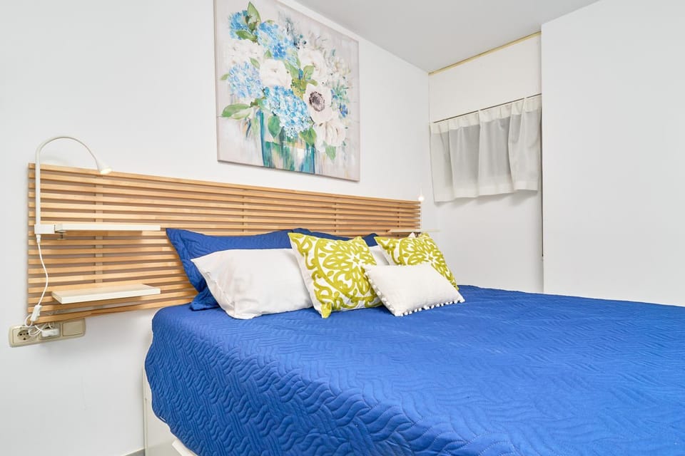 Living room, Bedroom