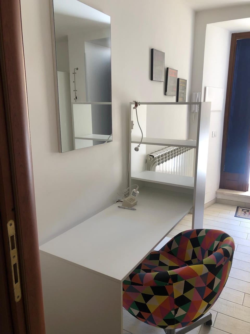 Photo of the whole room