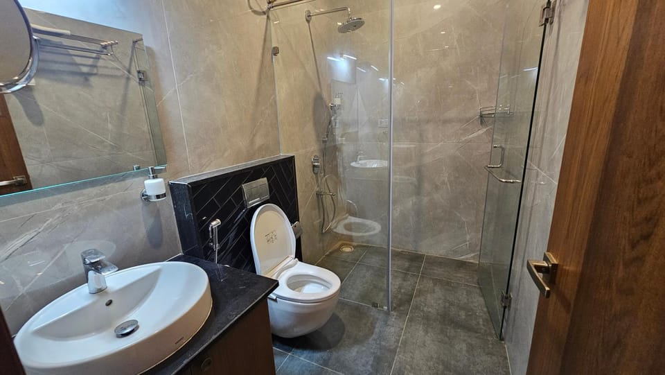 Shower, Toilet, Bathroom