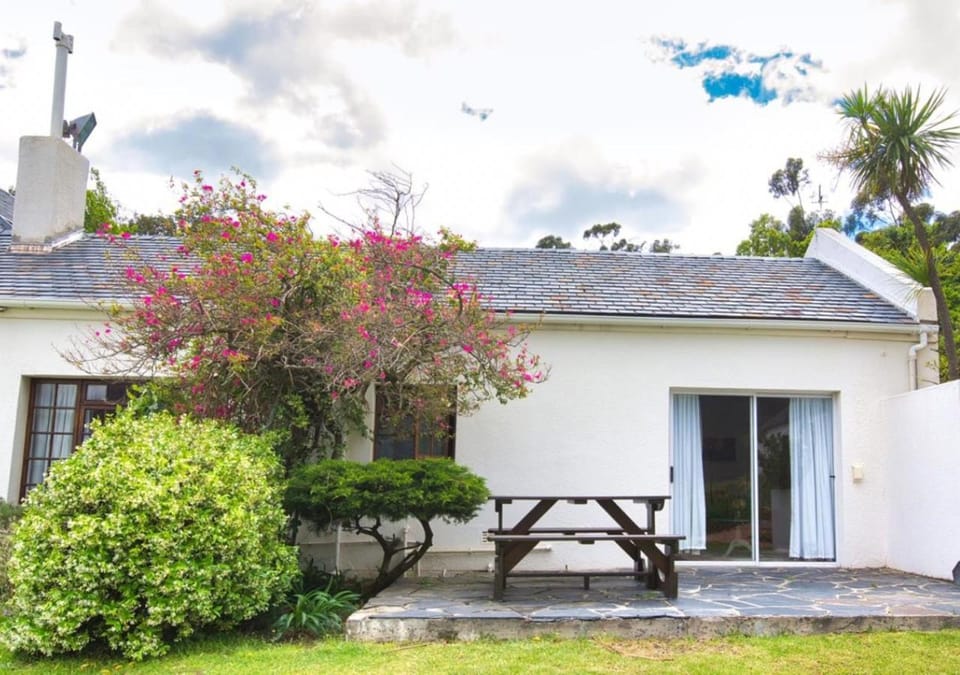 Wildeberg Elephants Trail Cottage Apartment in Franschhoek