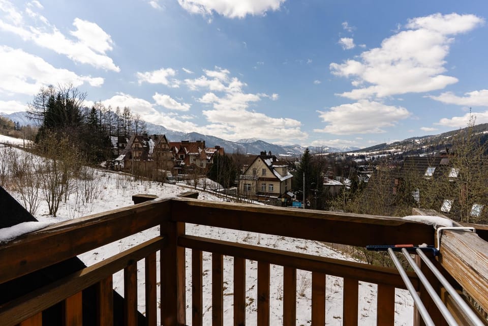 Natural landscape, Balcony/Terrace, Mountain view