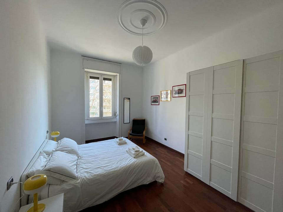 Bed, Photo of the whole room, Bedroom, wardrobe