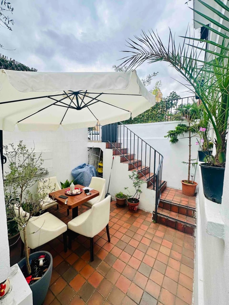 Stylish unit, heart of Bayswater Apartment in City of Westminster