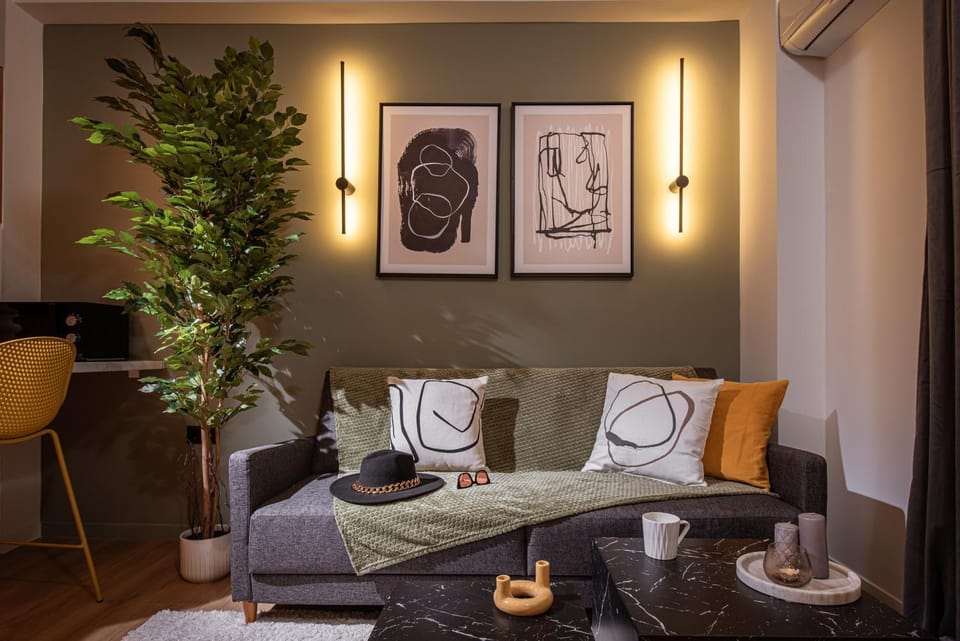 Living room, Seating area