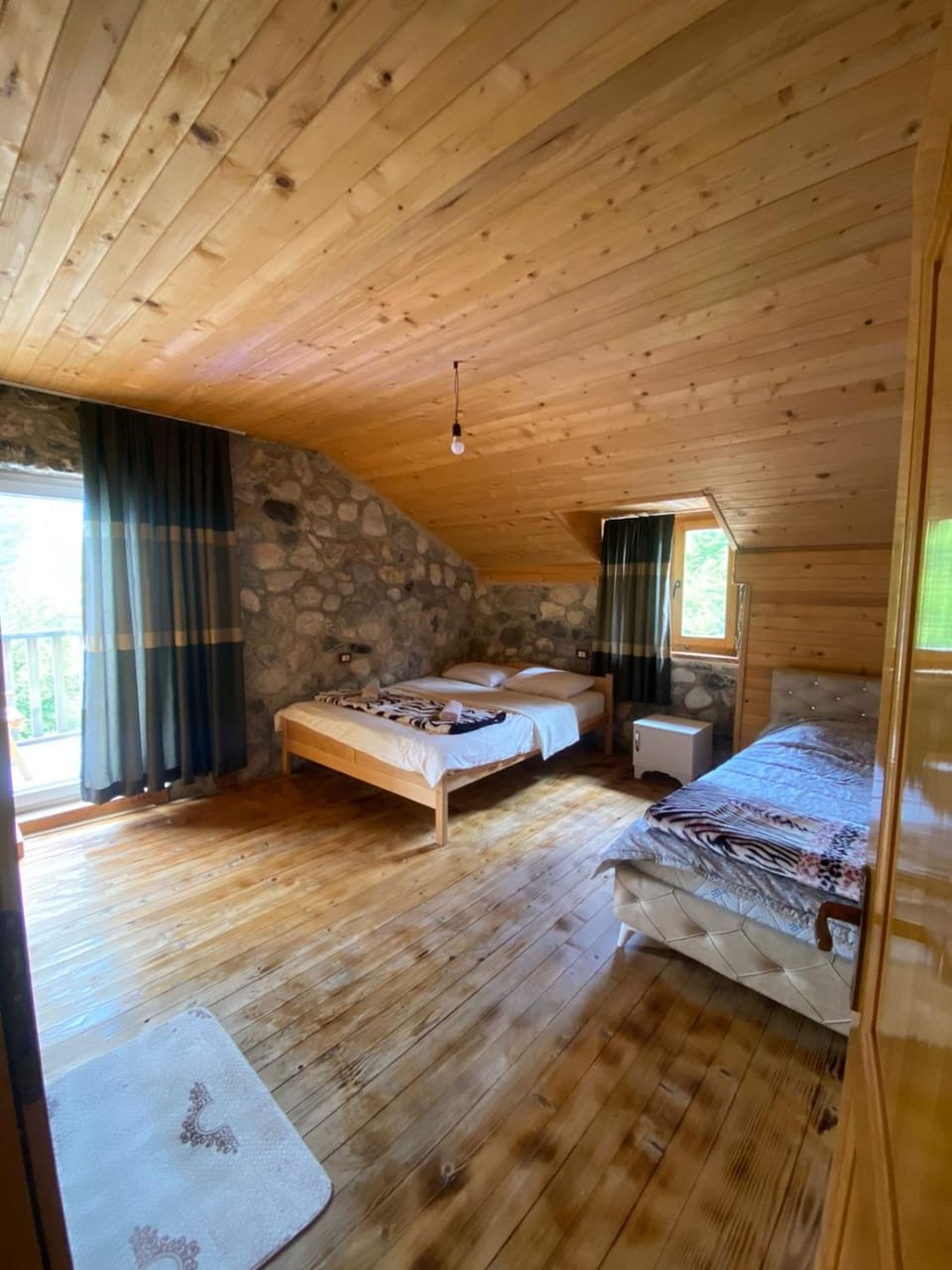 Rosi peak Guesthouse Bed and Breakfast in Montenegro