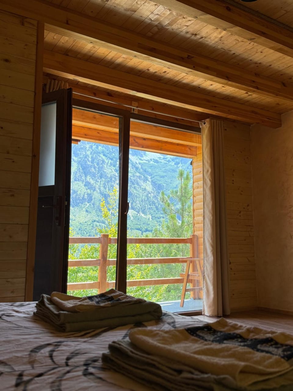 Rosi peak Guesthouse Bed and Breakfast in Europe