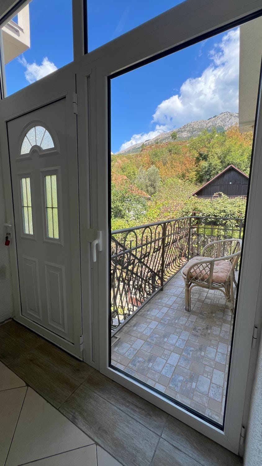 Natural landscape, Balcony/Terrace, Mountain view