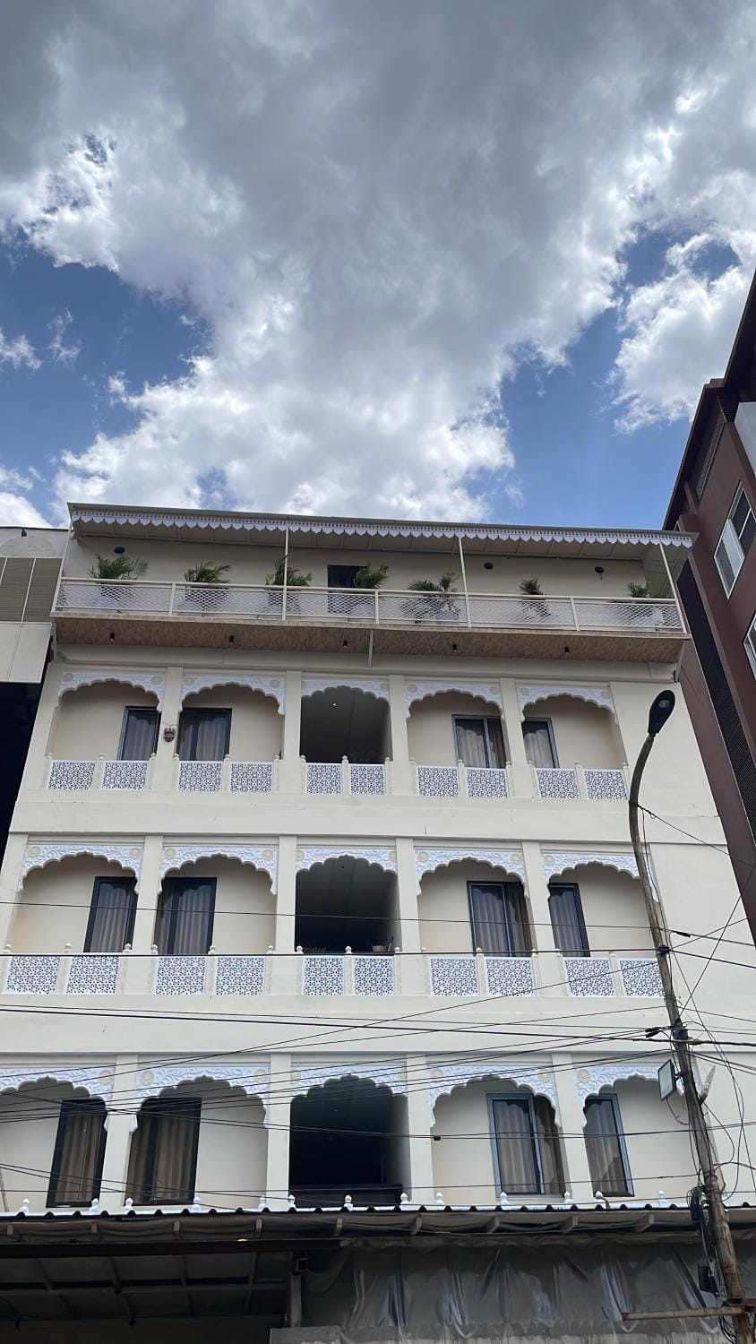 Property building, Day