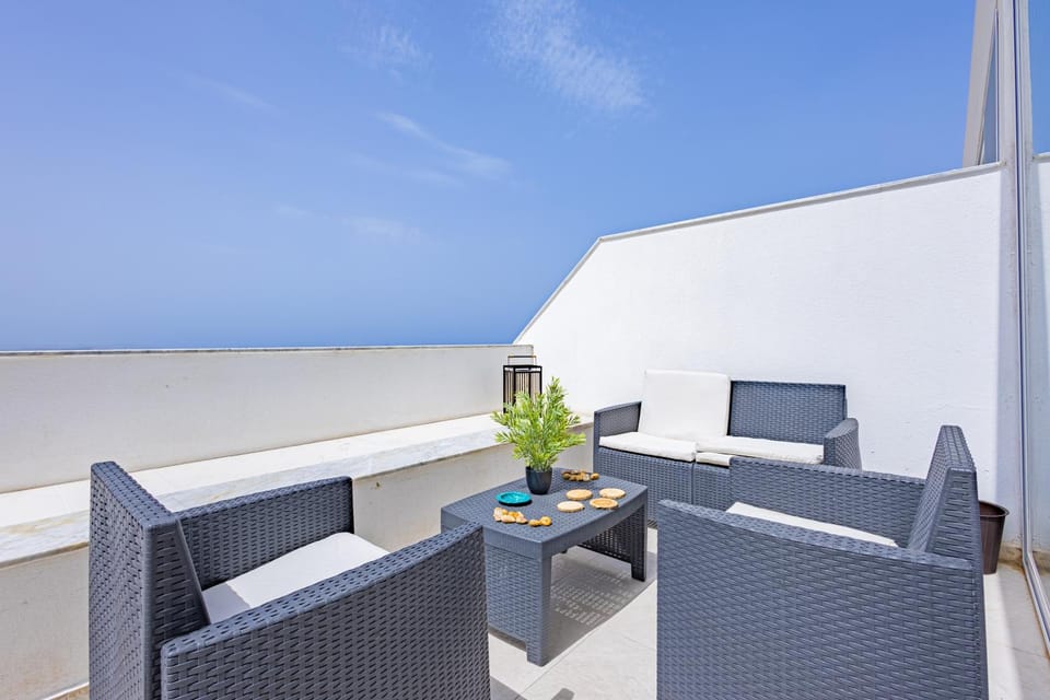 Day, Seating area, Sea view