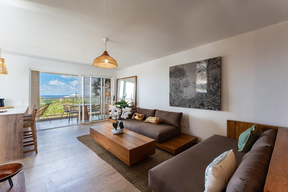 Living room, Sea view