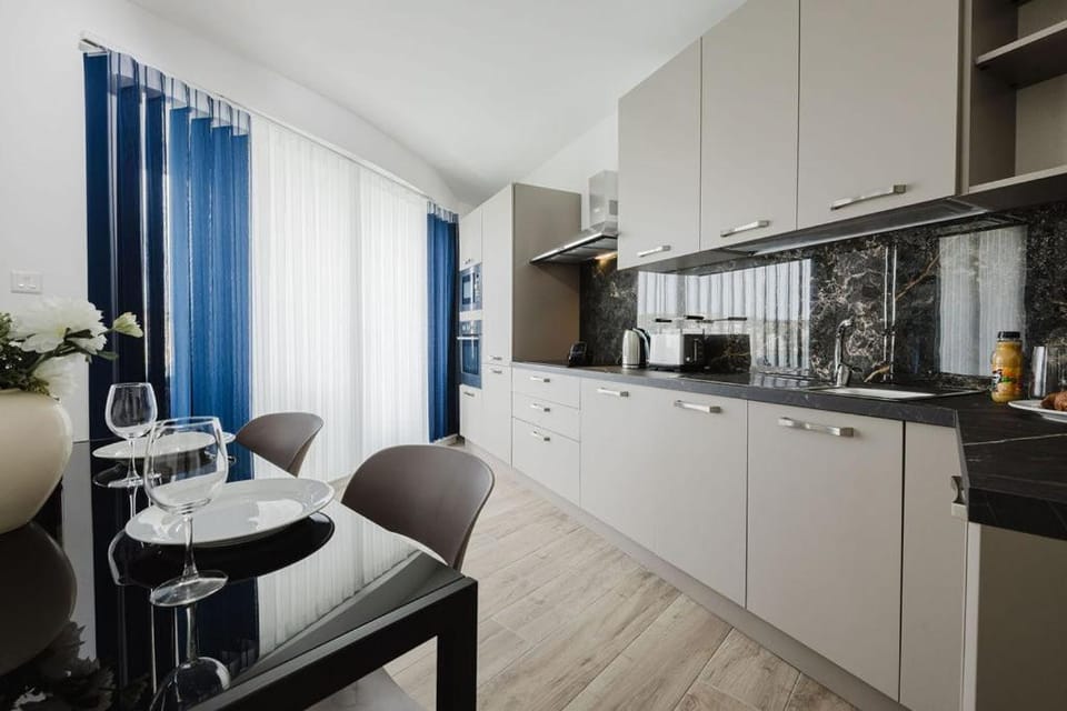 Seabreeze Apartments flat 2 by Homely Malta! Apartment in Saint Paul's Bay