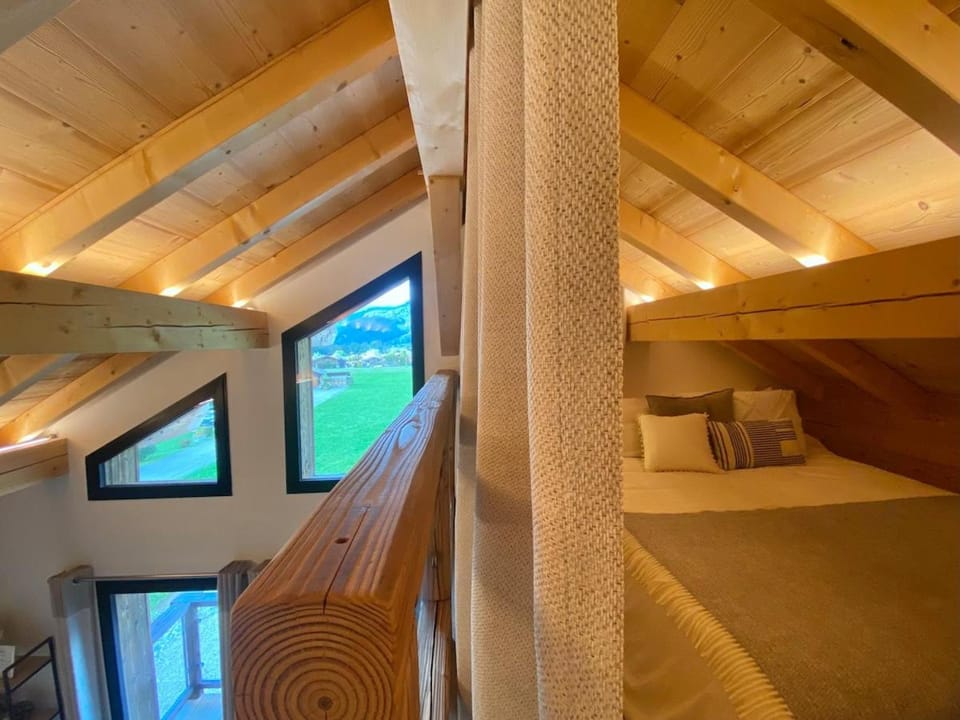 Le Petit Nantaux - Cozy Alpine Escape near Morzine Apartment in Montriond