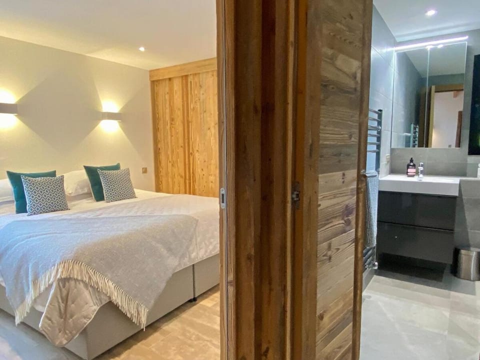 Le Petit Nantaux - Cozy Alpine Escape near Morzine Apartment in Montriond