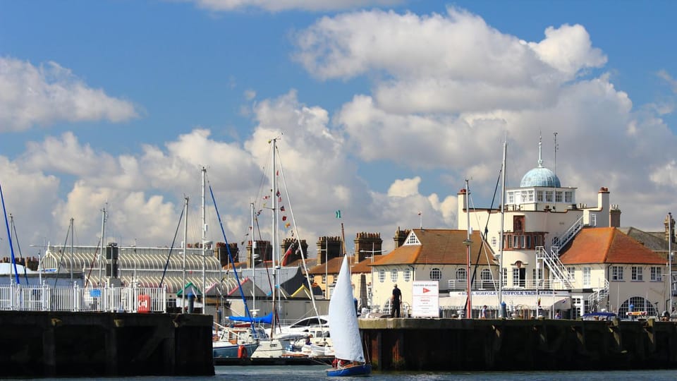 Property building, Landmark view, Sea view