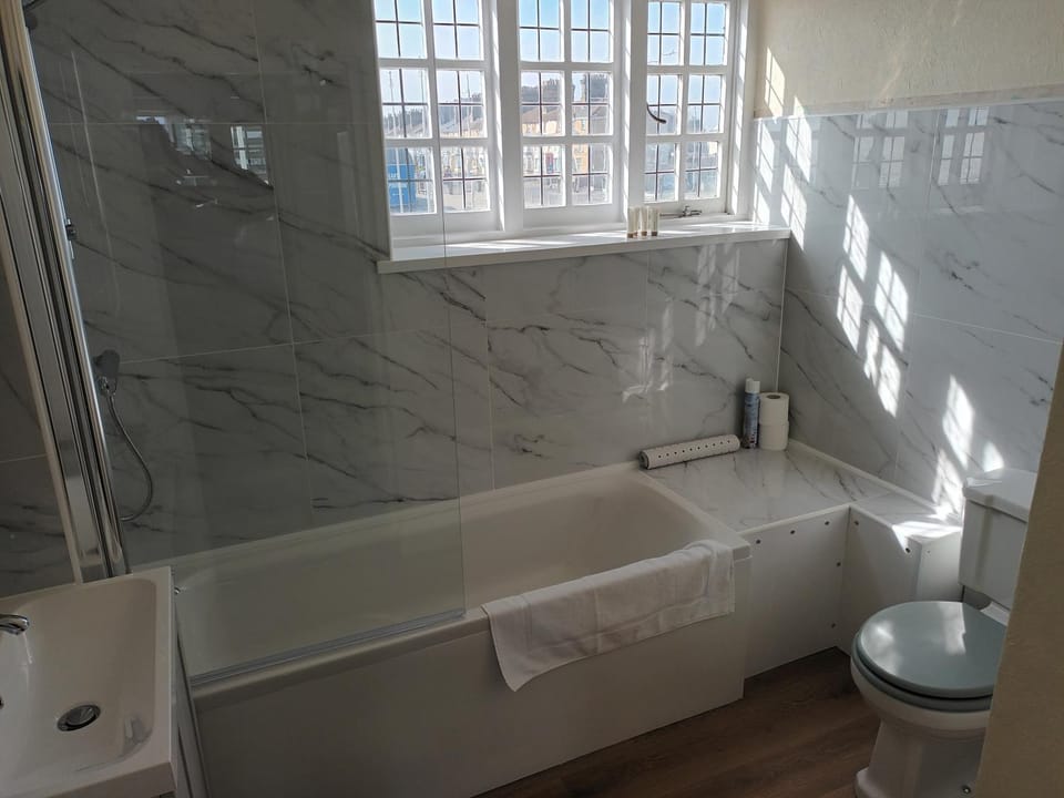 Shower, Bathroom, Bath