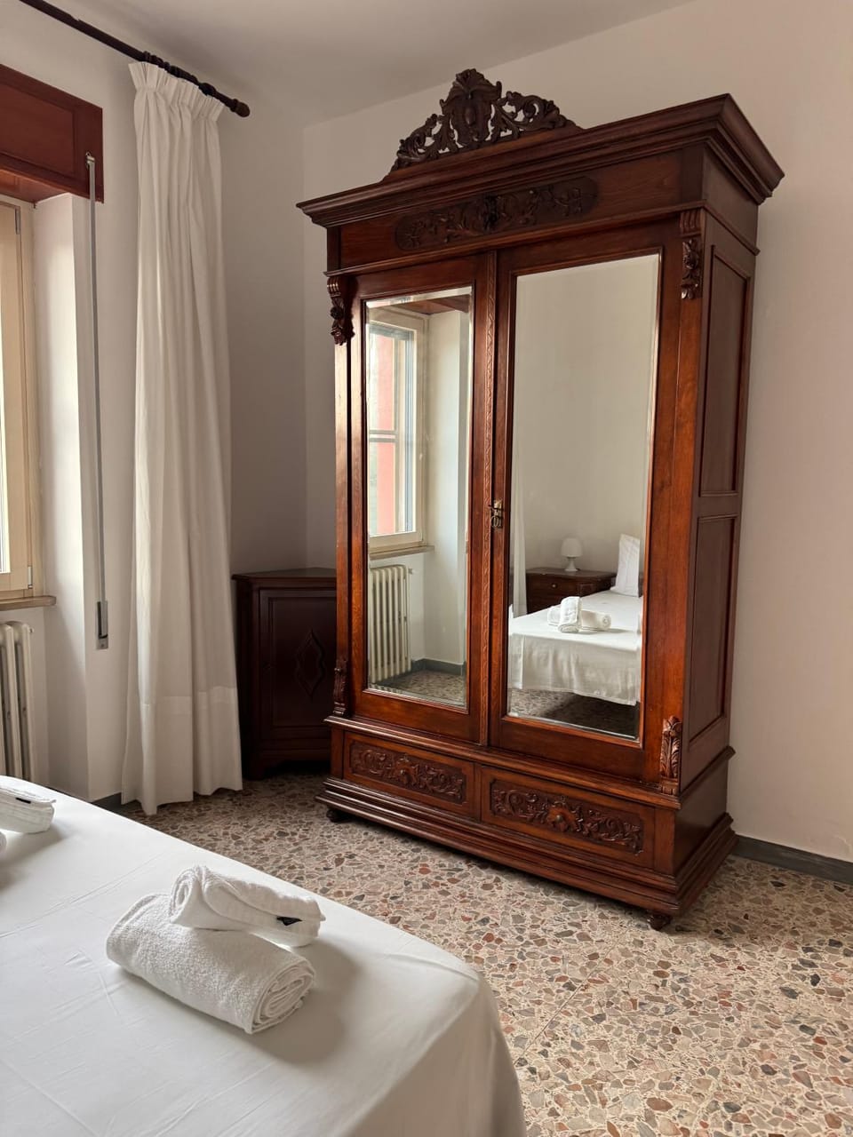 Bed, Bedroom, wardrobe