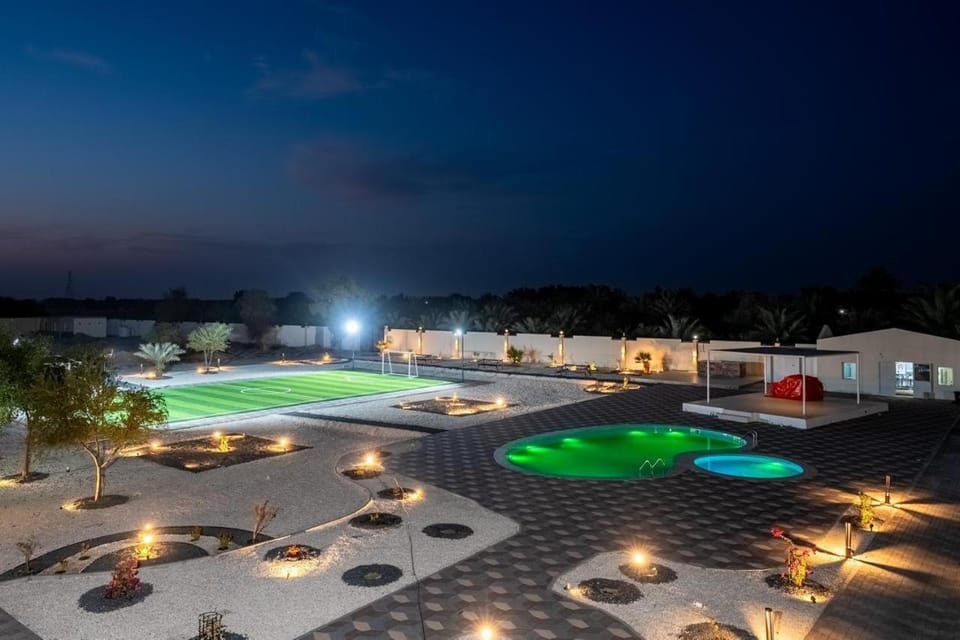 Natural landscape, Pool view, Swimming pool