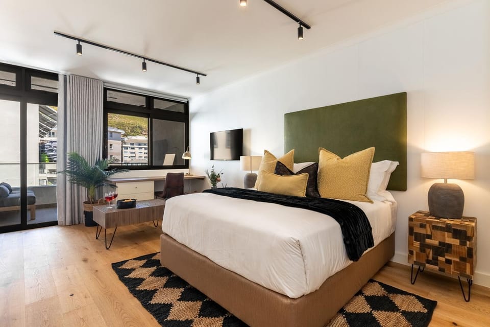 Jade Views Sea Point - Studio, pvt balcony, views Apartment in Sea Point