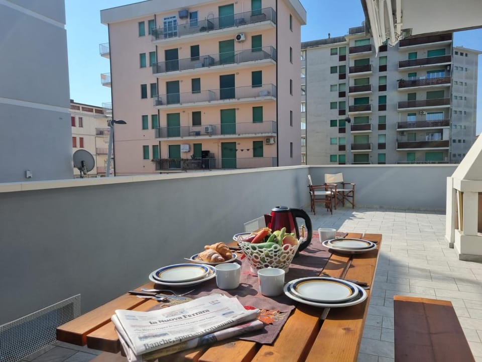 Balcony/Terrace, Balcony/Terrace