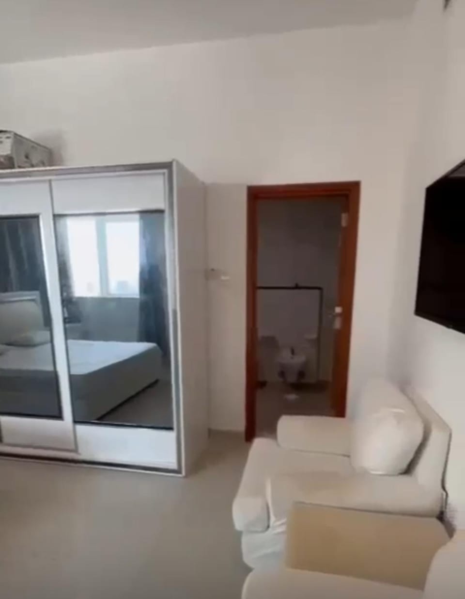 Master Room at the heart of Dubai Marina Vacation rental in Dubai