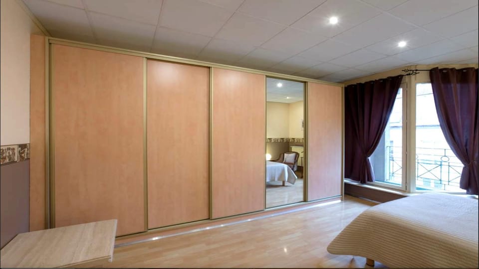 wardrobe