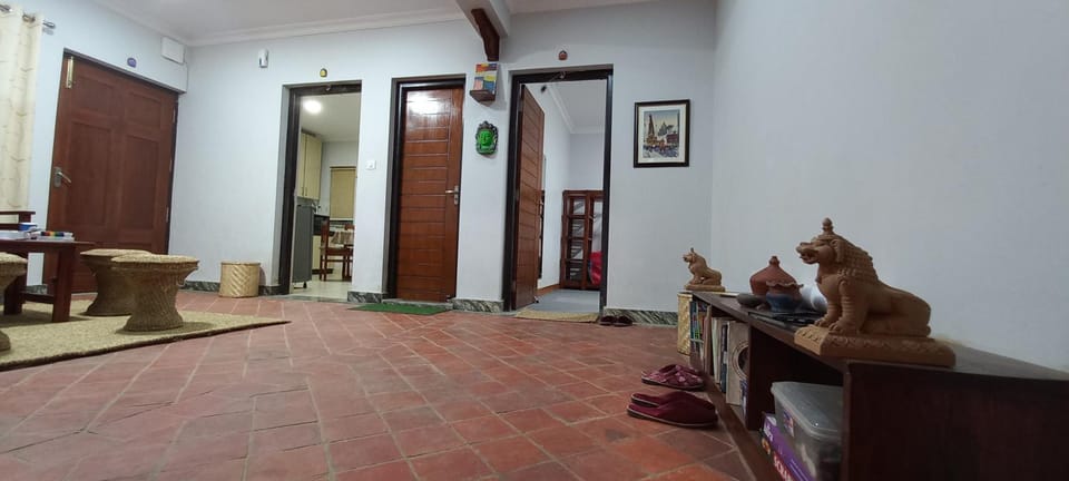 Suku Dhuku Home Stay - Cozy & Peaceful 2BHK Flat Near Tsoknyi Monastery Apartment in Bagmati Province, Nepal