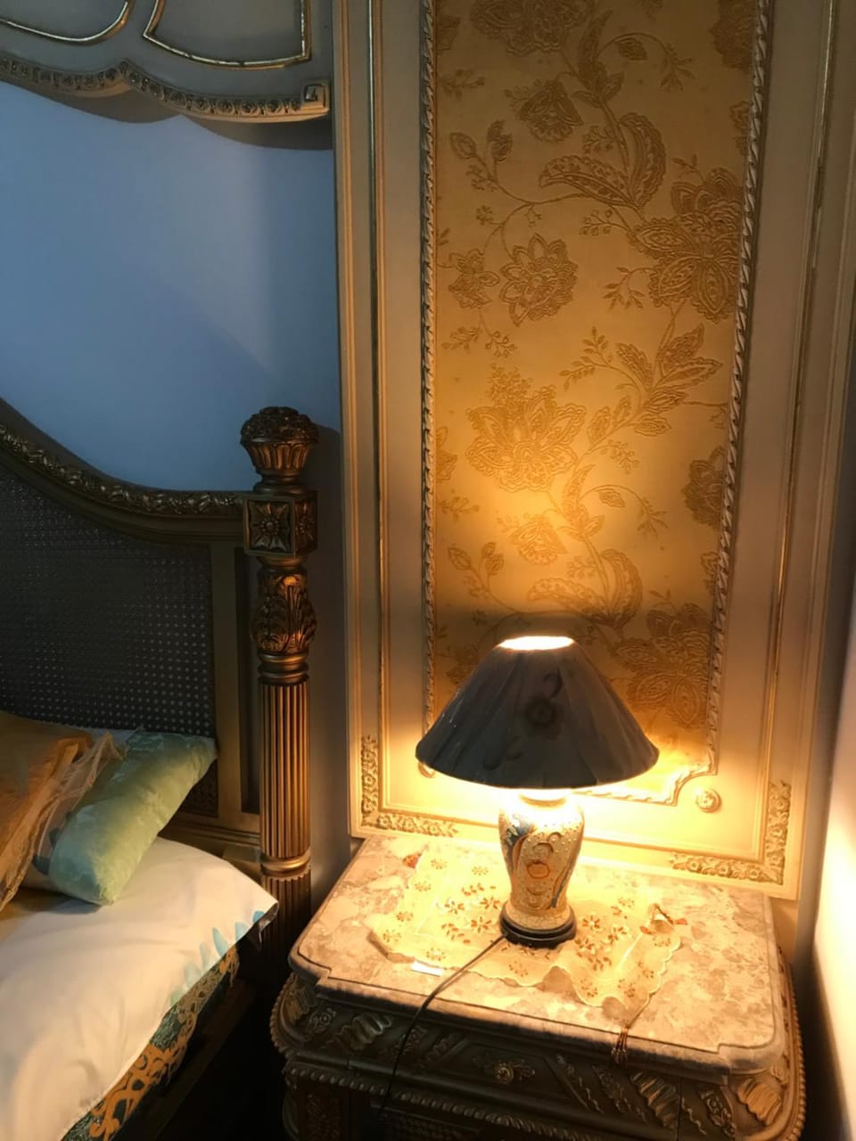 شقه مفروش للايجار لك بالكامل حدائق الاهرام 3غرفه Apartment in Egypt