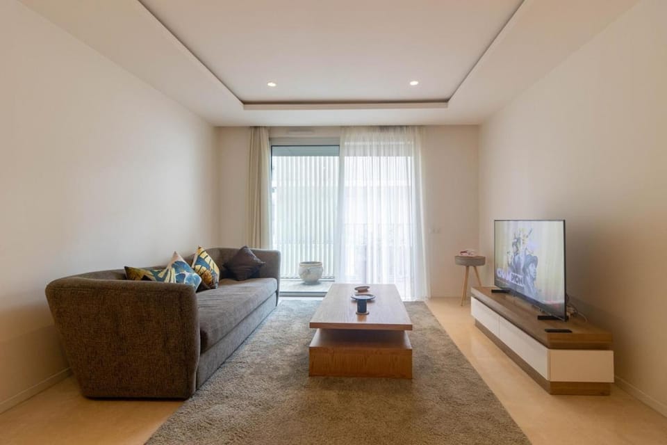 HM38 I Spacious & modern close to amenities Apartment in Casablanca