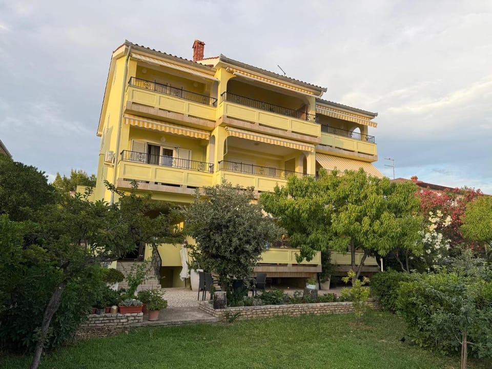 Apartments Kaja Apartment in Lika-Senj County