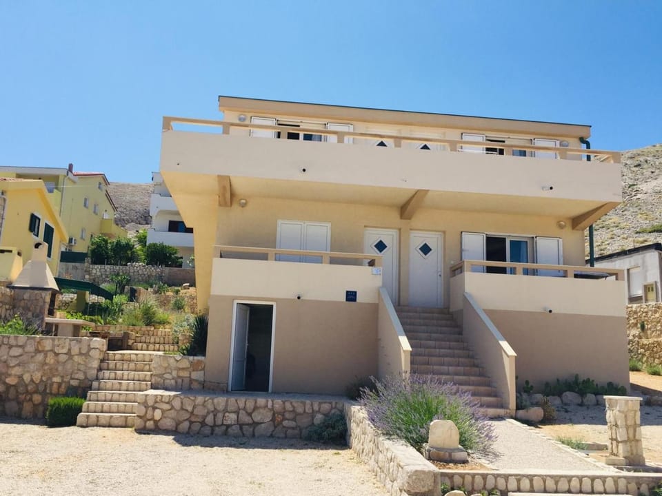 Apartments Gubo Apartment in Zadar County