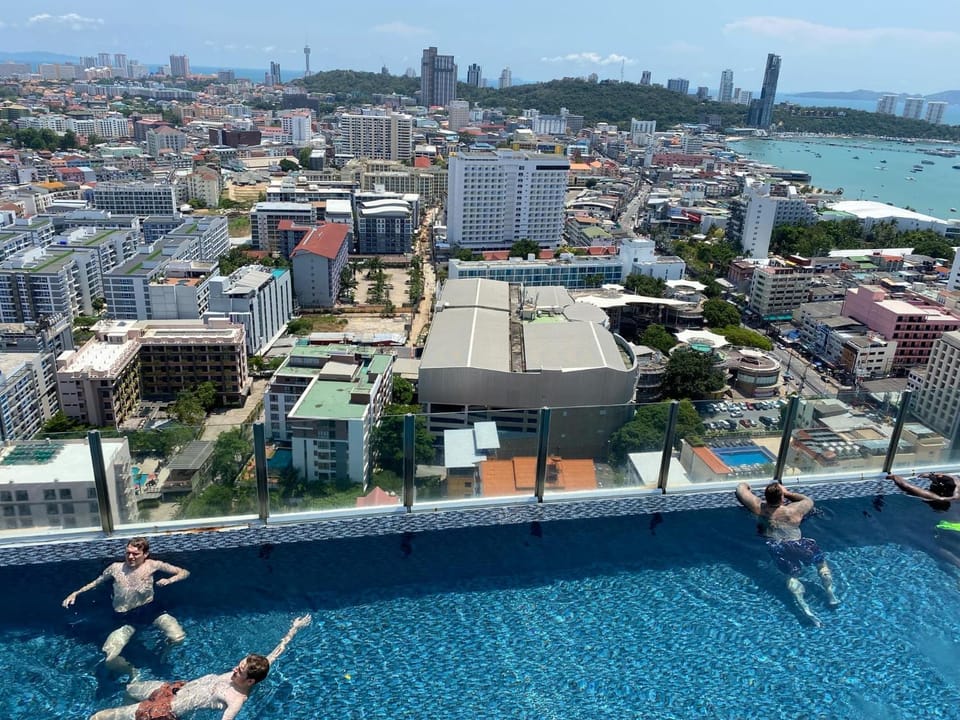 The base in pattaya city Apartment in Pattaya City