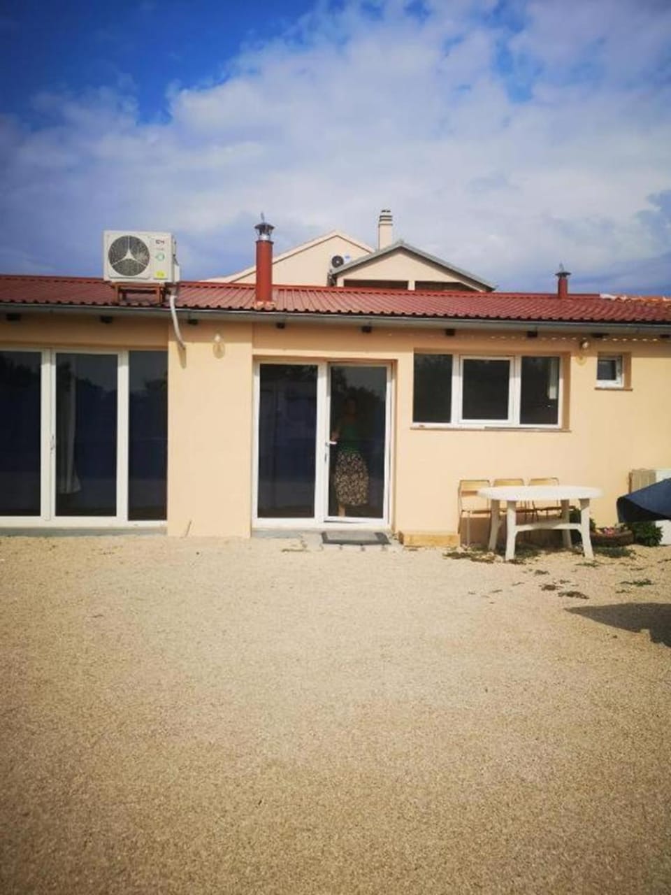 Property building, Patio, Facade/entrance