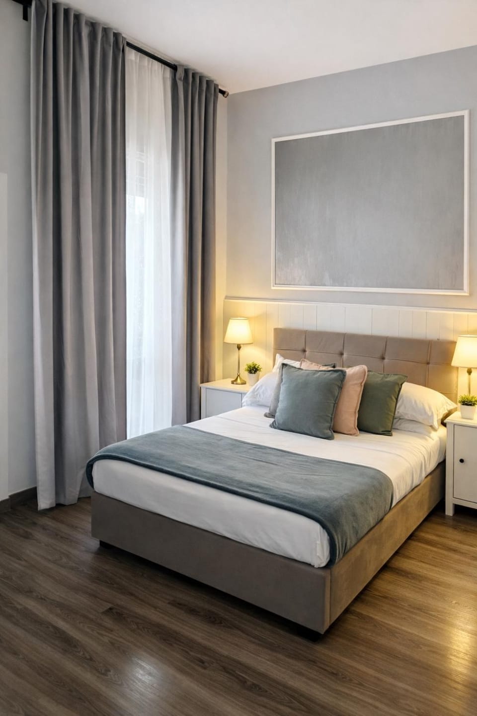 Bed, Photo of the whole room, Bedroom