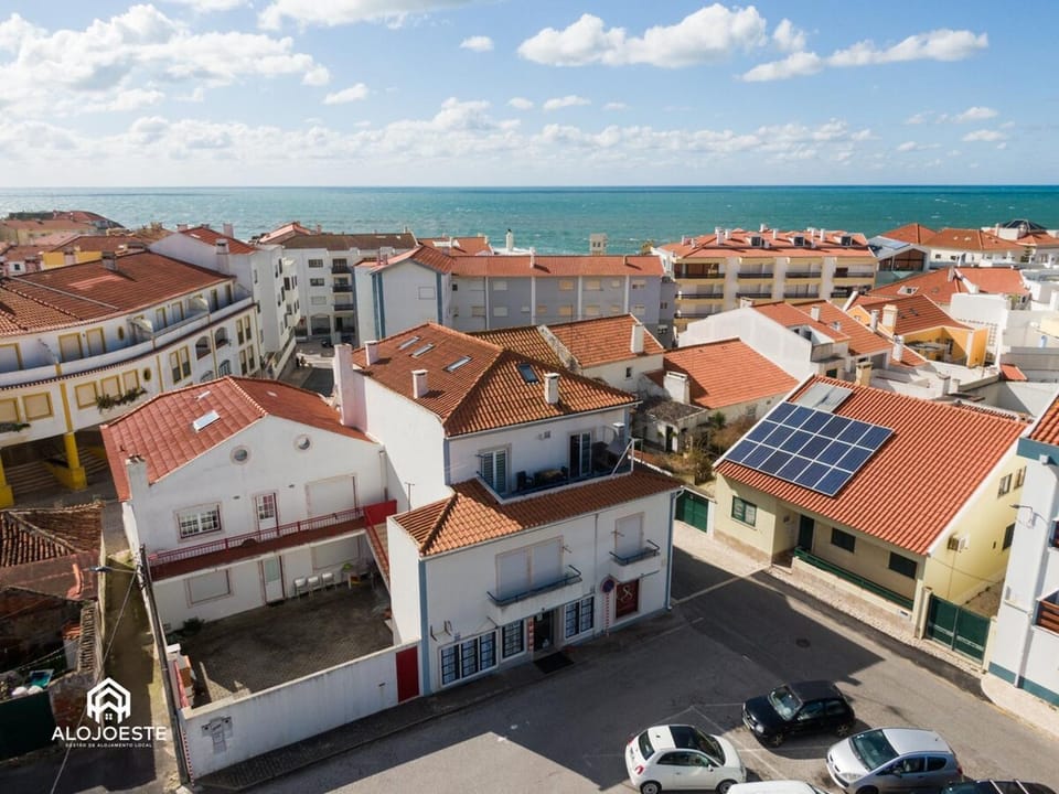 Cantinho dos Pereiras - Apt center of Santa Cruz Apartment in Lisbon District