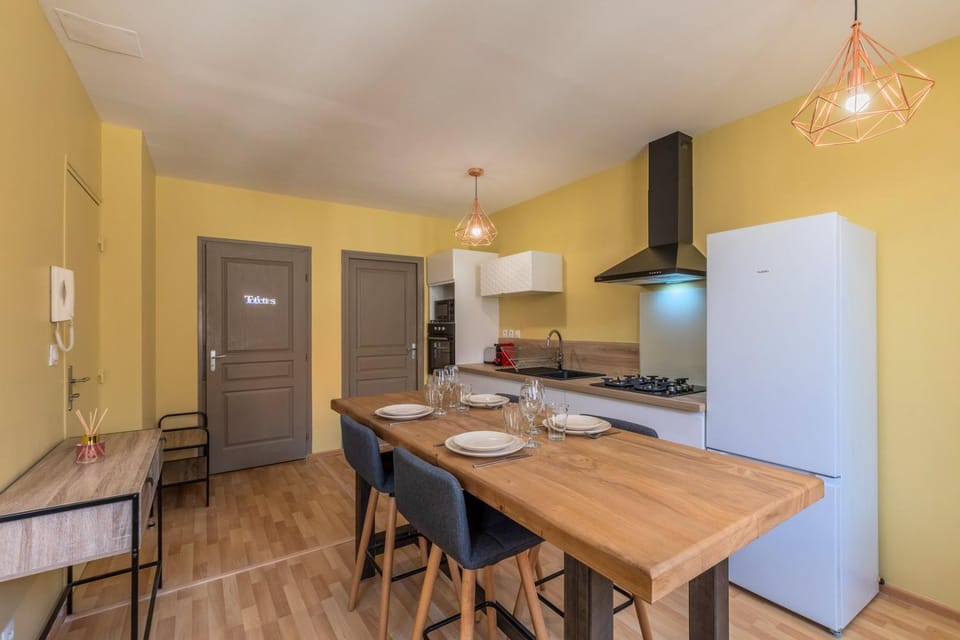 Appartement 2 chambres proche metro et parking Apartment in Hauts-de-France