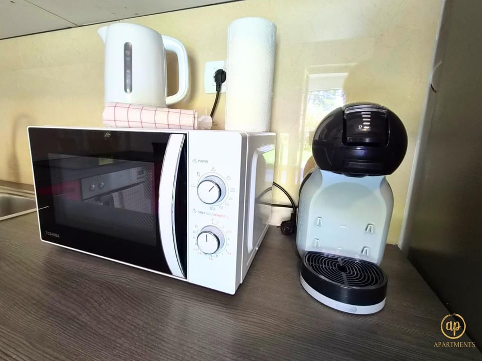 Coffee/tea facilities, Kitchen or kitchenette
