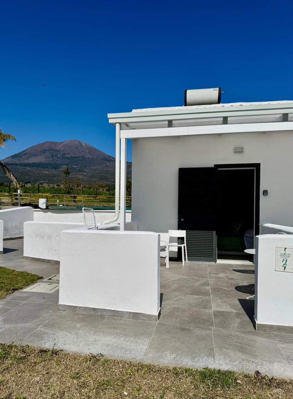 Property building, Patio, Natural landscape, View (from property/room), Balcony/Terrace, Mountain view