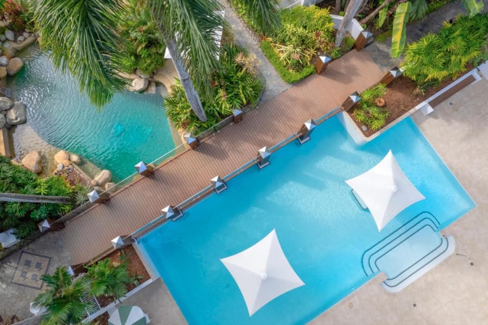 Alamanda Suite 43 Beachfront Accomodation Apartment in Palm Cove