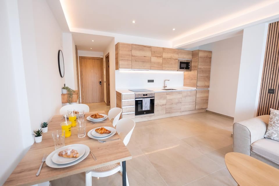 Kitchen or kitchenette, oven, stove