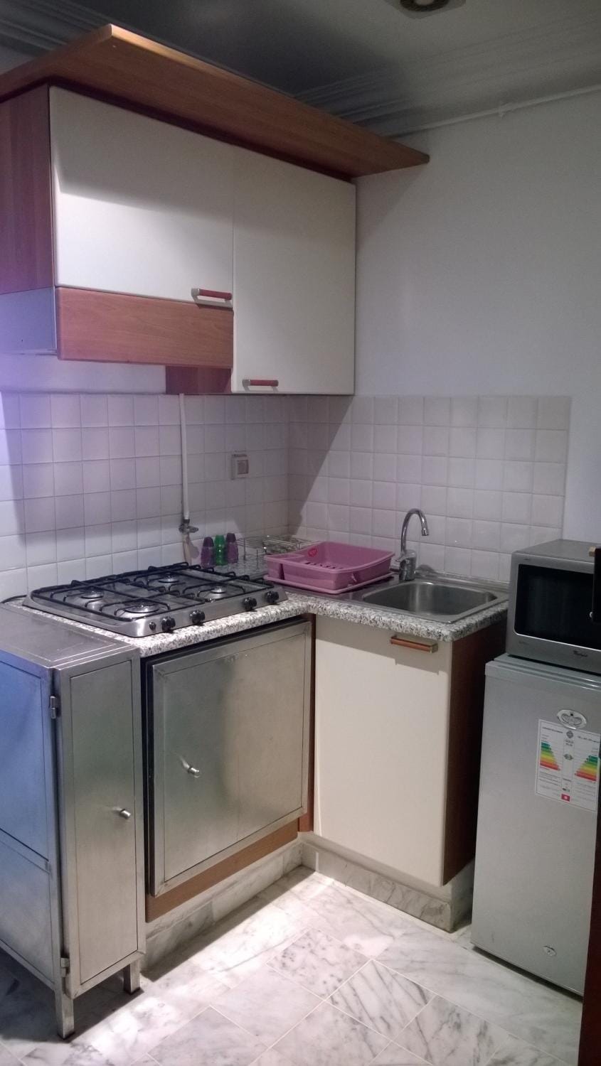 Kitchen or kitchenette