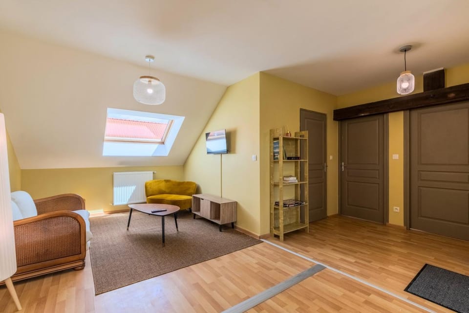 Appartement 2 chambres proche métro & tram Apartment in Hauts-de-France