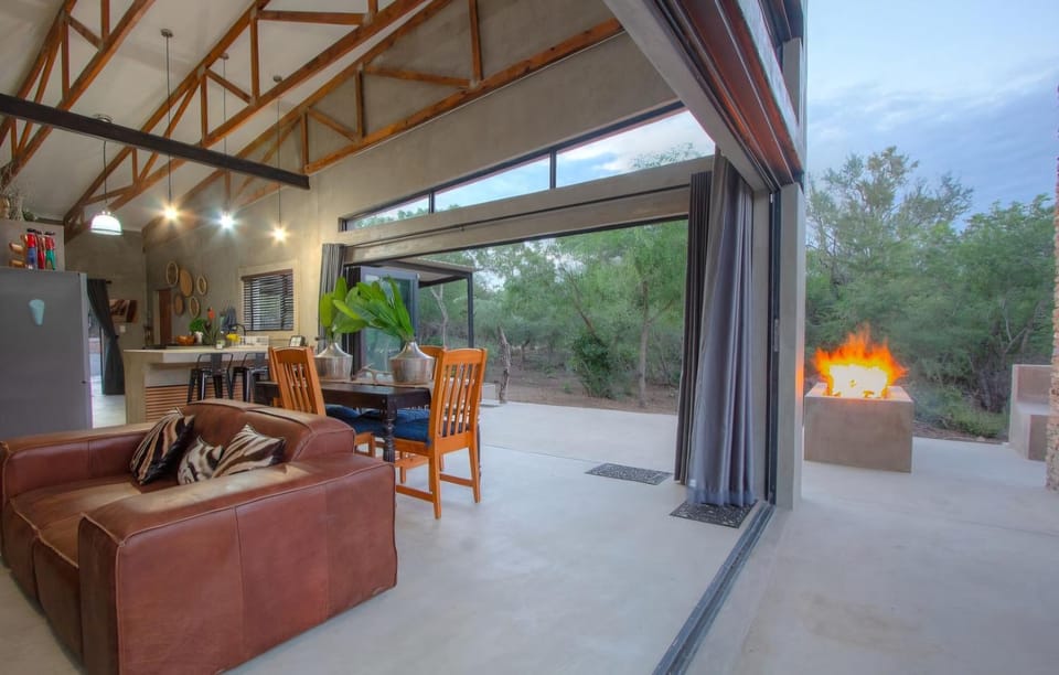 IHLATHi Glass Dome House in South Africa