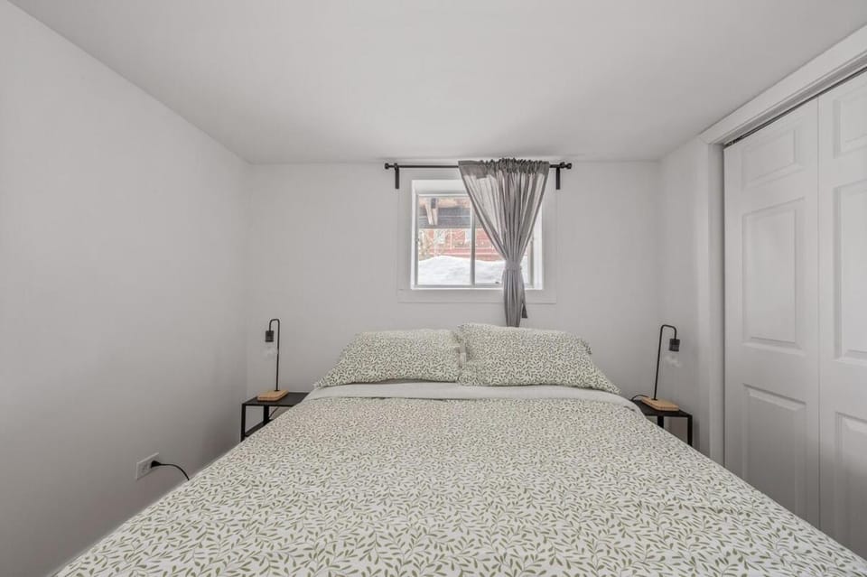 Comfort & Practicality, 1 CH, Limoilou, Enfant-Jésus Apartment in Quebec City