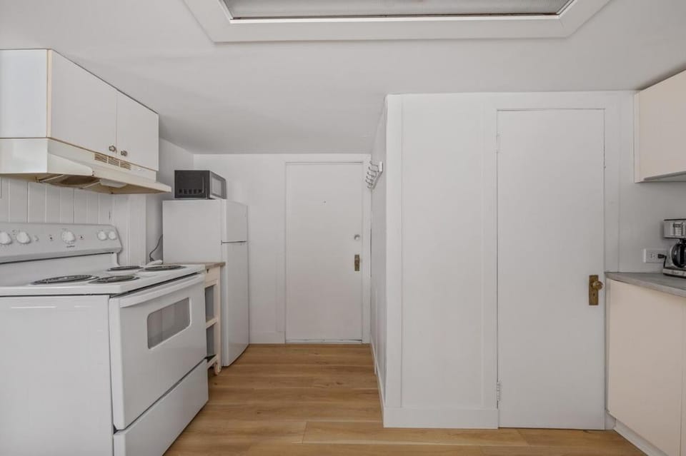 Comfort & Practicality, 1 CH, Limoilou, Enfant-Jésus Apartment in Quebec City