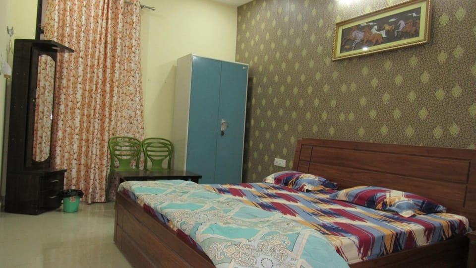 Ramashreya homestay Vacation rental in Uttar Pradesh